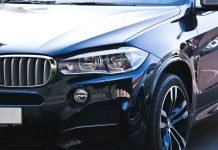 What is GrabExec Luxury Sedan Car